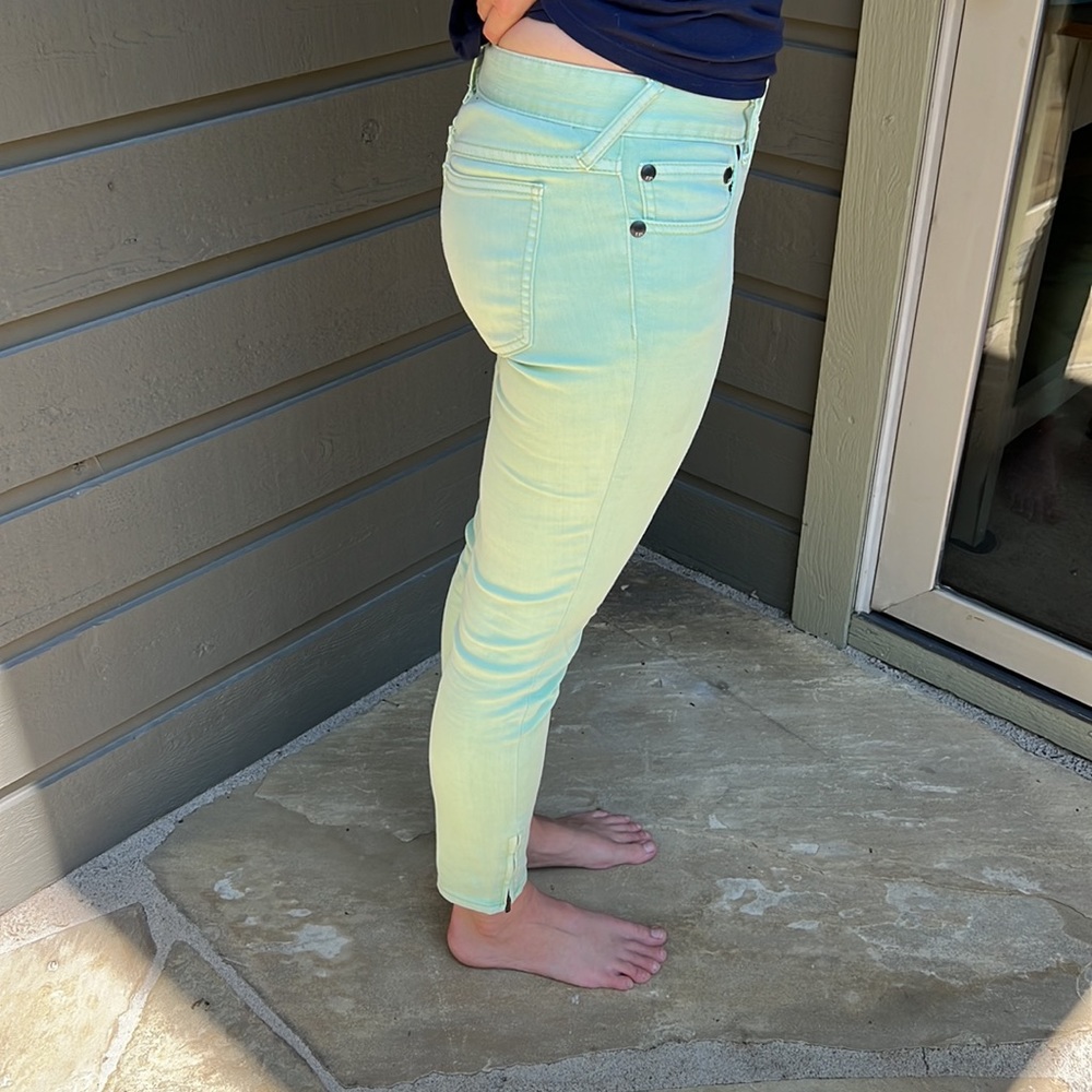 Jeans - Picture 2 of 5